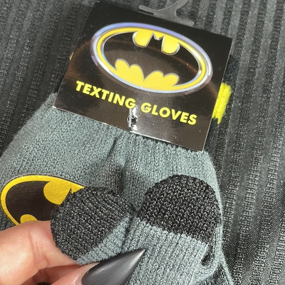 Batman /DC gloves - Picture 4 of 4